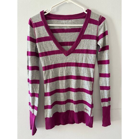 Aeropostale Sweater Women's XS Purple Gray Preppy V-neck Pullover Academia Knit - Picture 1 of 5